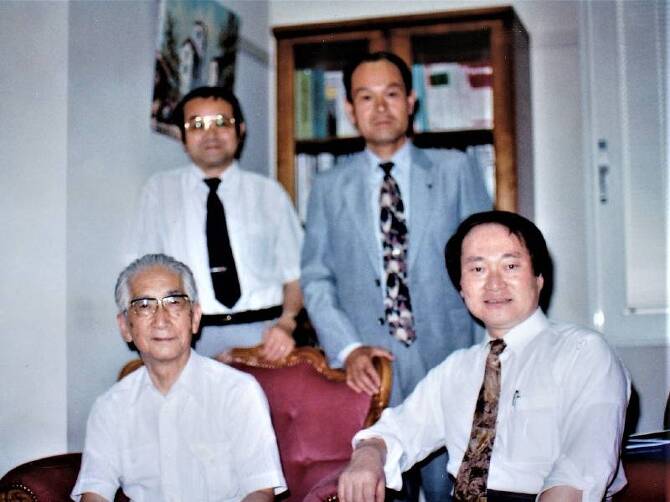 講演後 県下各地区の保健所長などと面談 講演後 県下各地区の保健所長などと面談