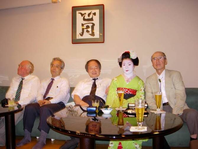 京都祇園茶屋にて 京都祇園茶屋にて