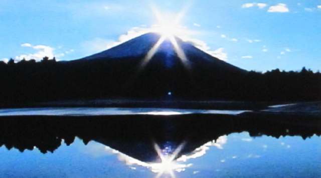 富士山の初日の出ーダイヤモンド富士＆逆さ富士ー