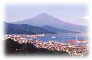 駿河湾と富士山  