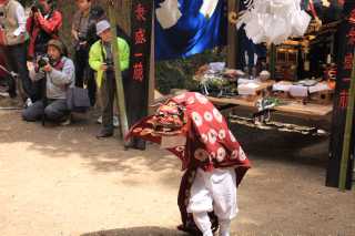 修験道の祭り「等覚寺の松会」