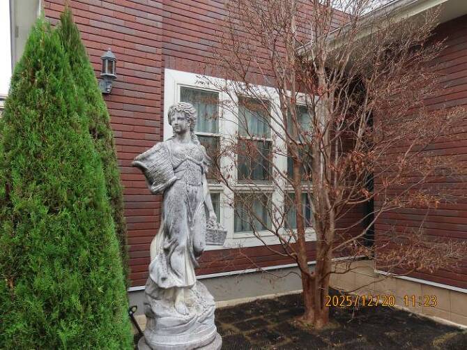 �N���P��̃A�v���[�`���ӂ̙���