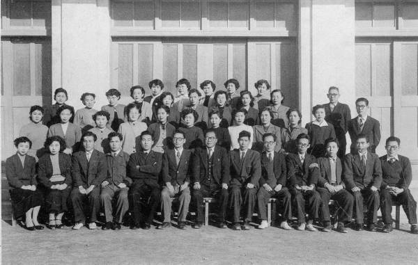 ���E���ꓯ